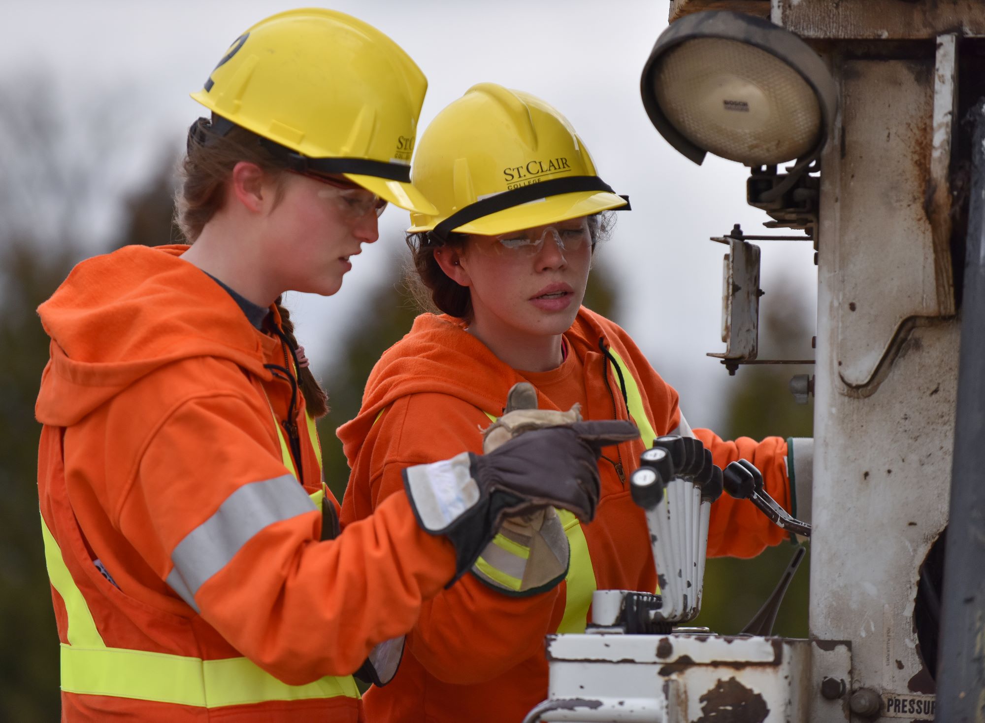 Students in our Powerline Technician program