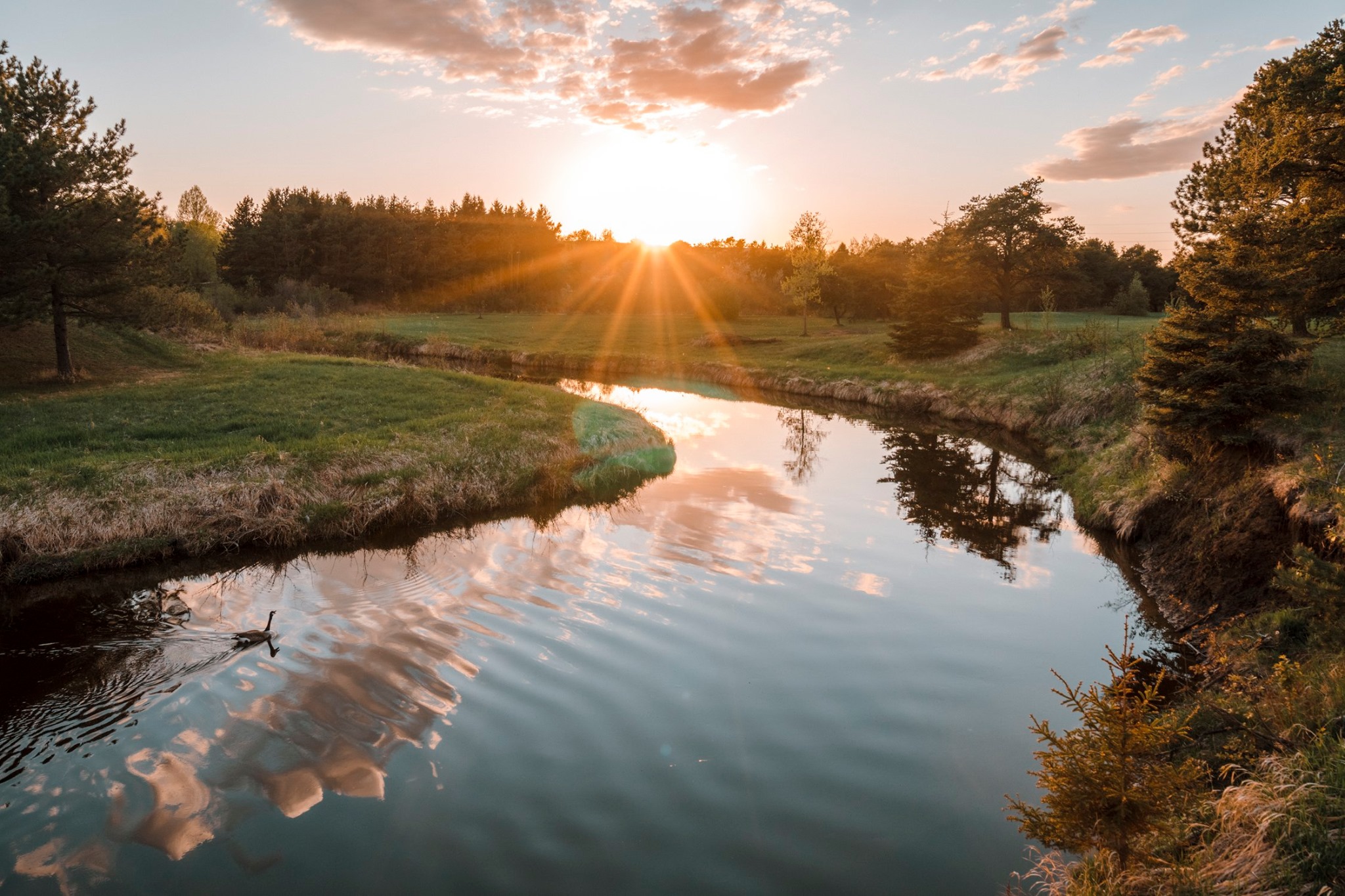 Confederation College Thunder Bay campus river